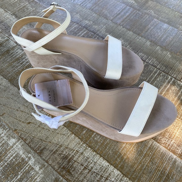 ZARA Flatform. Sandals. NWT. Womens US 7 1/2